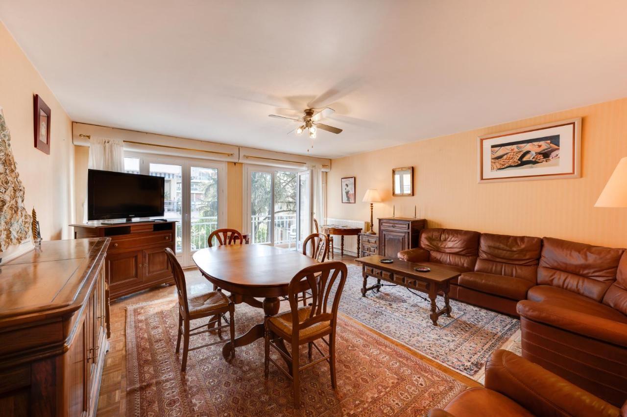 Apartment 85 M2, Calme , Parking, Centre Aix-les-Bains